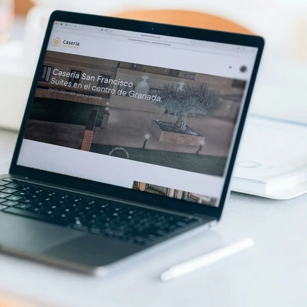Página de inicio de la web de Casería San Francisco en versión escritorio