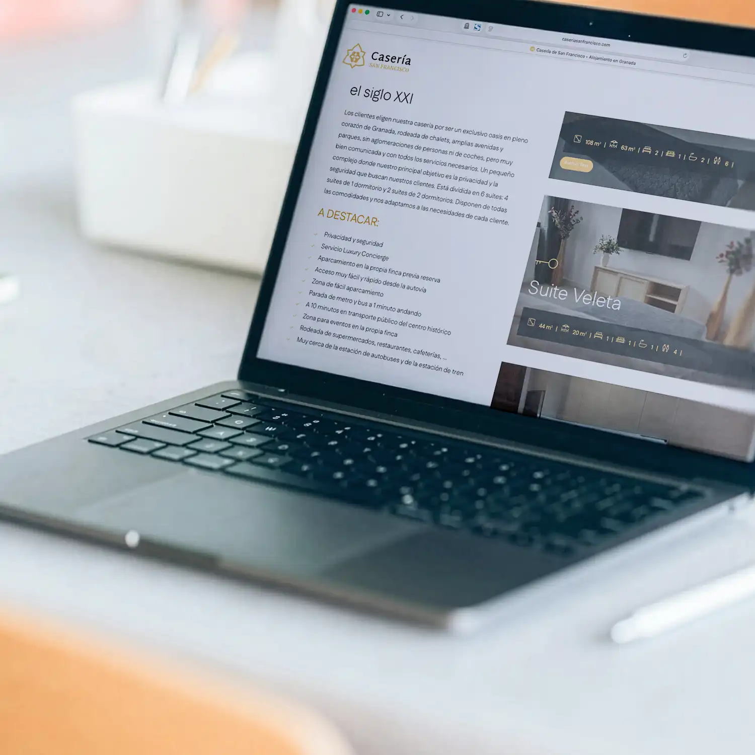Página de suites de la web de Casería San Francisco con la Suite Veleta
