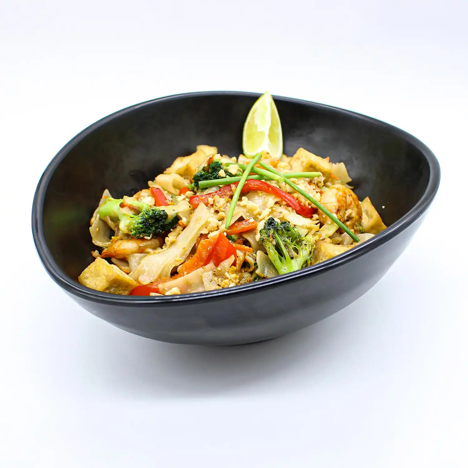 Fotografía de producto de tofu thai para restaurante asiático Noodles Pacifico